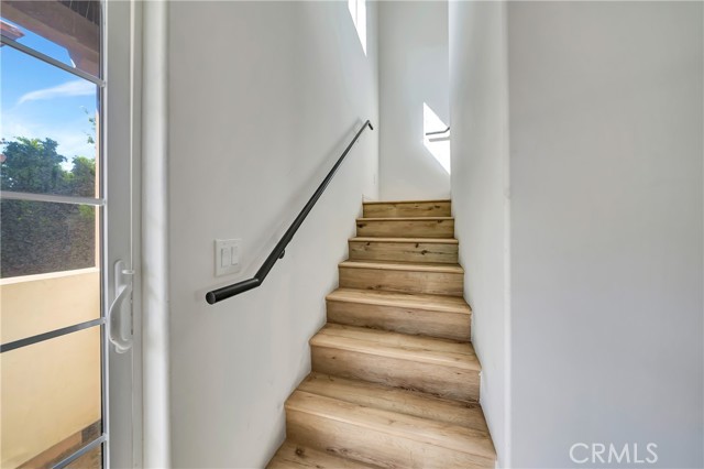 1101 N Maclay Avenue, San Fernando CA: https://media.crmls.org/medias/7bccd0ce-e9a9-456b-a29f-9bfbe914b091.jpg