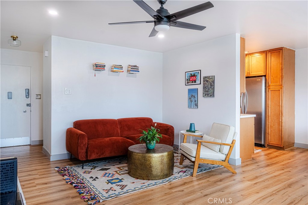 1187 E 3rd Street #209