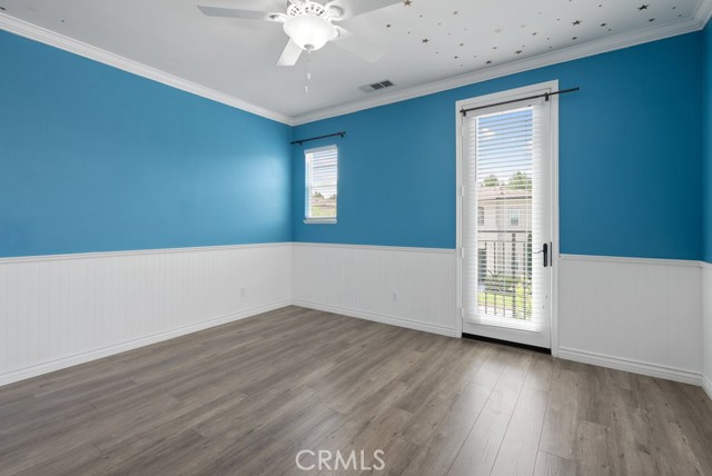 21851 Moveo Drive, Saugus CA: https://media.crmls.org/medias/7bcd4668-3f6c-47b9-a3ee-42c2516ec022.jpg