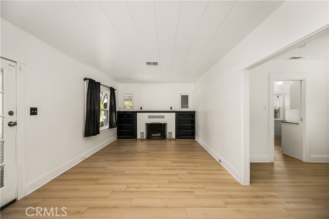 Detail Gallery Image 5 of 41 For 3980 Linwood, Riverside,  CA 92506 - 2 Beds | 2 Baths