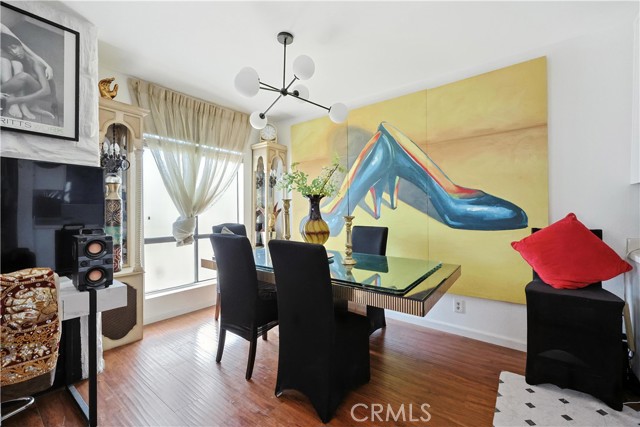 Detail Gallery Image 8 of 26 For 1750 Camino Palmero St #539,  Los Angeles,  CA 90046 - 1 Beds | 1 Baths
