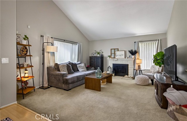 Detail Gallery Image 8 of 22 For 25338 Lawton, Loma Linda,  CA 92354 - 2 Beds | 2 Baths