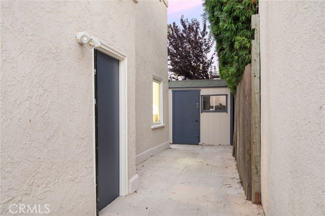 227 Ximeno Avenue, Long Beach CA: https://media.crmls.org/medias/7bce6b64-c94f-4cff-813a-84893488d959.jpg