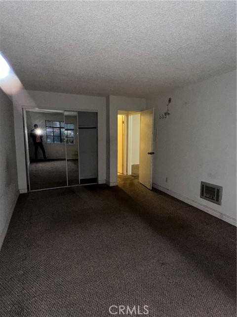 Detail Gallery Image 10 of 14 For 18530 Hatteras St #212,  Tarzana,  CA 91356 - 2 Beds | 2 Baths