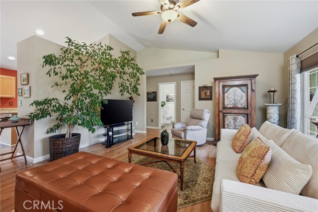 Detail Gallery Image 4 of 27 For 19072 Hidden Valley, Hidden Valley Lake,  CA 95467 - 3 Beds | 2 Baths