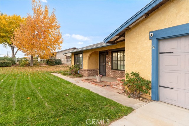 Detail Gallery Image 4 of 39 For 15712 Cashew, Hesperia,  CA 92345 - 3 Beds | 2 Baths