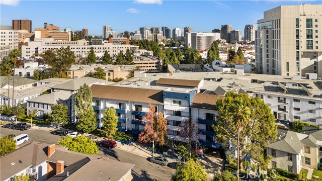 Front Image Thumbnail for CRWS25244728