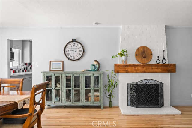 571 Redwood Way, Chico CA: https://media.crmls.org/medias/7bd27248-6c29-4d4d-8bac-6d969cd5777c.jpg