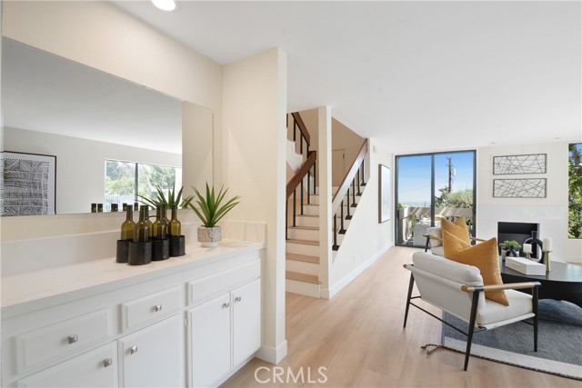 Detail Gallery Image 11 of 37 For 3618 W Estates a,  Rolling Hills Estates,  CA 90274 - 3 Beds | 2/1 Baths