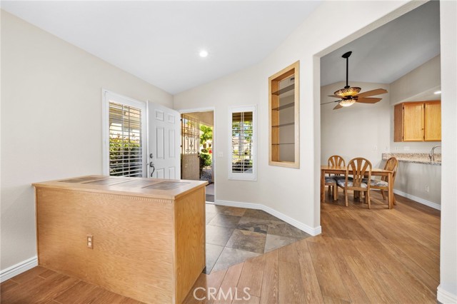 Detail Gallery Image 5 of 71 For 40609 Corte Albara, Murrieta,  CA 92562 - 2 Beds | 2 Baths