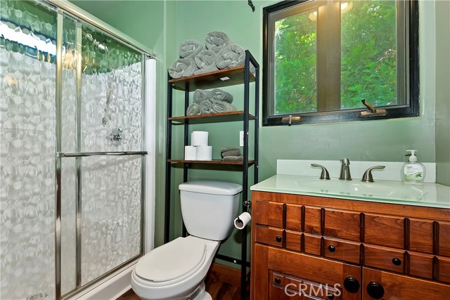 28545 Wabash Drive, Lake Arrowhead CA: https://media.crmls.org/medias/7bd3cdbd-b0ba-4ca4-835d-c90a2a2eef76.jpg