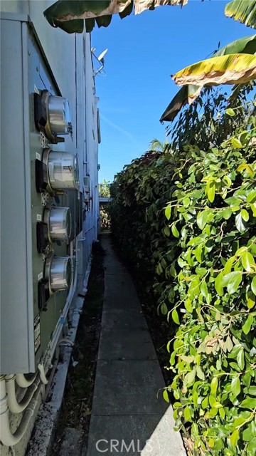 Detail Gallery Image 9 of 30 For 2546 S Bronson, Los Angeles,  CA 90018 - 5 Beds | 4 Baths