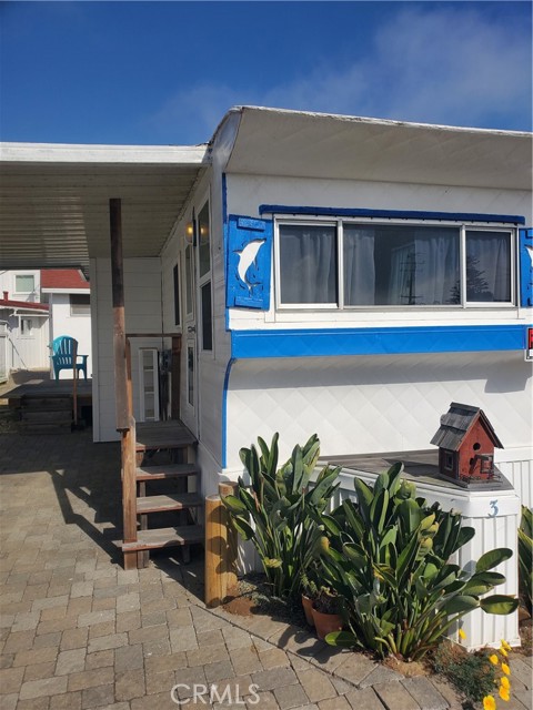 Detail Gallery Image 2 of 20 For 233 Surf St #3,  Morro Bay,  CA 93442 - 1 Beds | 1 Baths