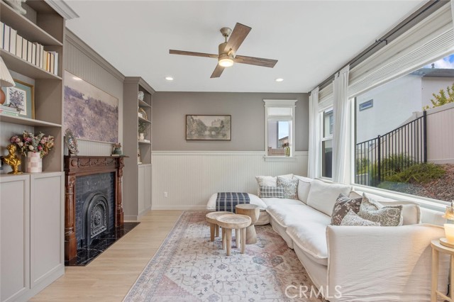 18147 Jupiter Lane, Saugus CA: https://media.crmls.org/medias/7bd47f62-87a3-4ece-bae6-3b0231c8fed5.jpg