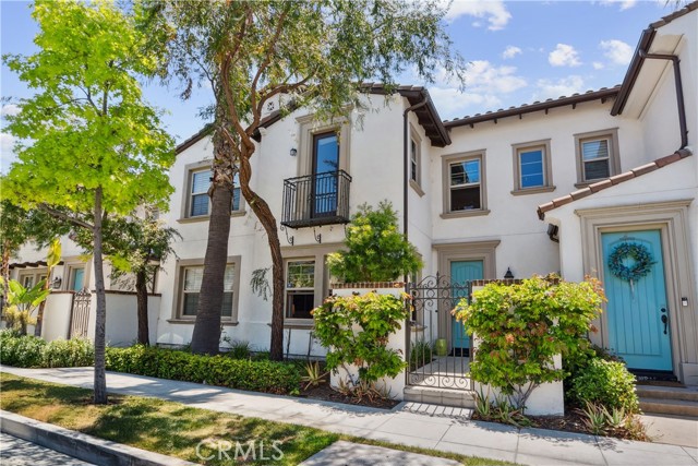 604 E Water Street, Anaheim CA: https://media.crmls.org/medias/7bd4e51c-8dc0-4228-ba72-86de64e070fb.jpg