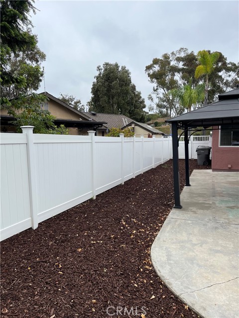 757 Horseshoe Circle, Vista CA: https://media.crmls.org/medias/7bd62756-1934-4218-a1ac-b540506df0d7.jpg