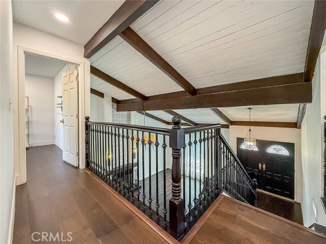 3301 Blue Ridge Court, Thousand Oaks CA: https://media.crmls.org/medias/7bd72940-143f-4c37-9bbb-0fa14abecfe4.jpg