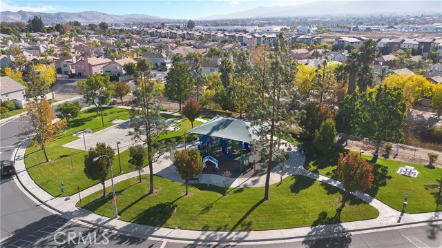 Detail Gallery Image 33 of 36 For 901 Primrose Lane, Corona,  CA 92878 - 3 Beds | 2/1 Baths