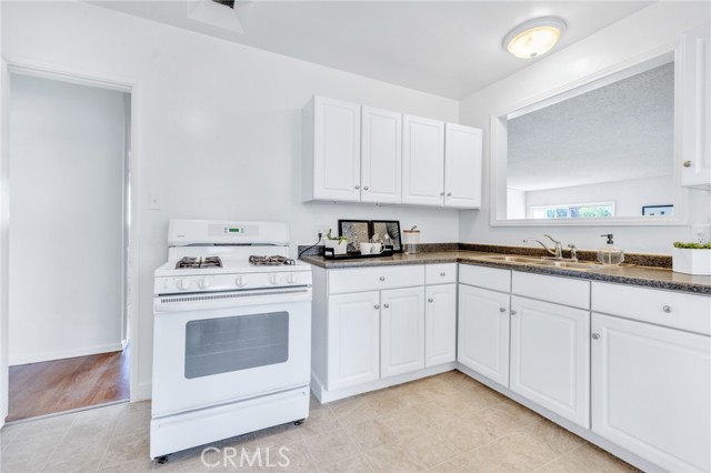 Detail Gallery Image 15 of 60 For 8873 Coolhurst Dr, Pico Rivera,  CA 90660 - 3 Beds | 2 Baths