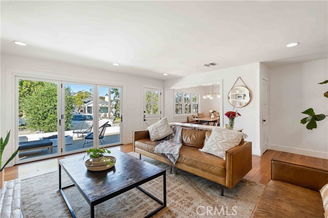 316 Claremont photo 24