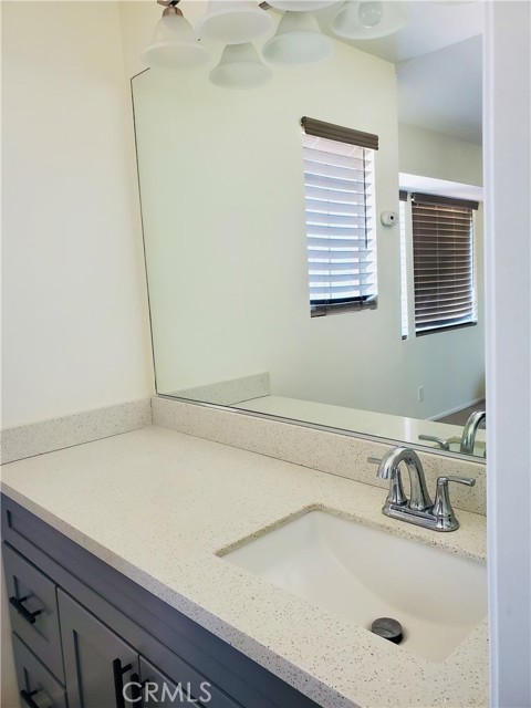 Detail Gallery Image 11 of 19 For 11877 Hartland Pl, Moreno Valley,  CA 92557 - 4 Beds | 2/1 Baths