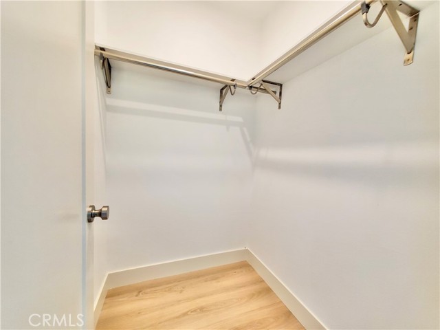 Detail Gallery Image 21 of 33 For 1827 S Burnside Ave, Los Angeles,  CA 90019 - 3 Beds | 2 Baths