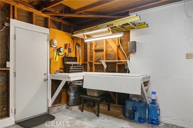 2466 Royal Avenue, Simi Valley CA: https://media.crmls.org/medias/7bdb1fc9-0c94-4ae1-b836-8d64ed88ded7.jpg