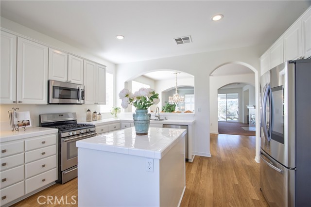 Detail Gallery Image 13 of 44 For 39531 Sierra Madre, Murrieta,  CA 92563 - 3 Beds | 2 Baths
