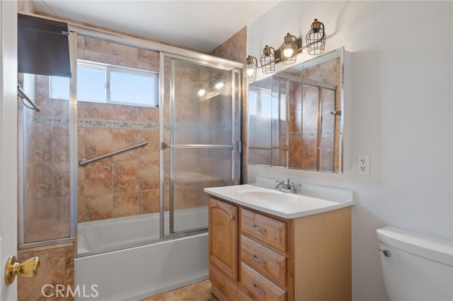 Detail Gallery Image 19 of 49 For 14751 Sutro Ave, Gardena,  CA 90249 - 3 Beds | 2 Baths