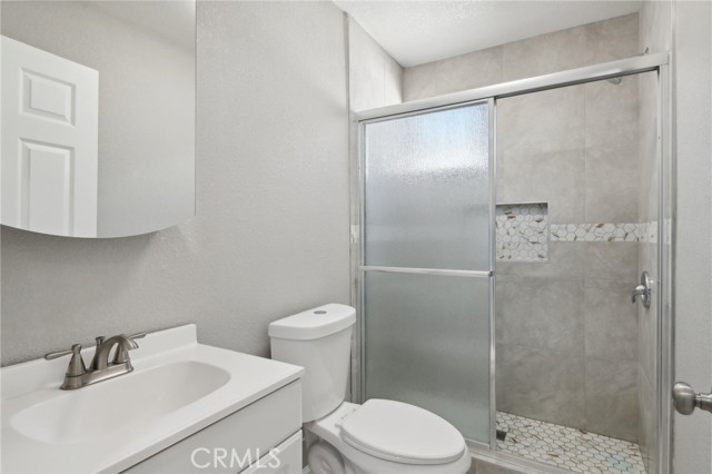 Detail Gallery Image 14 of 29 For 4954 Sierra Vista Ave, Riverside,  CA 92505 - 3 Beds | 2 Baths