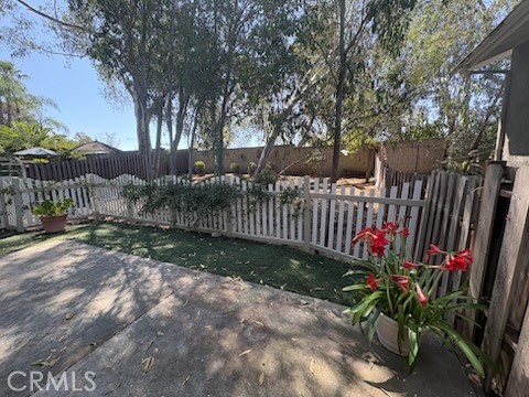 Detail Gallery Image 10 of 12 For 24362 Woodwalk, Lake Forest,  CA 92630 - 3 Beds | 2/1 Baths