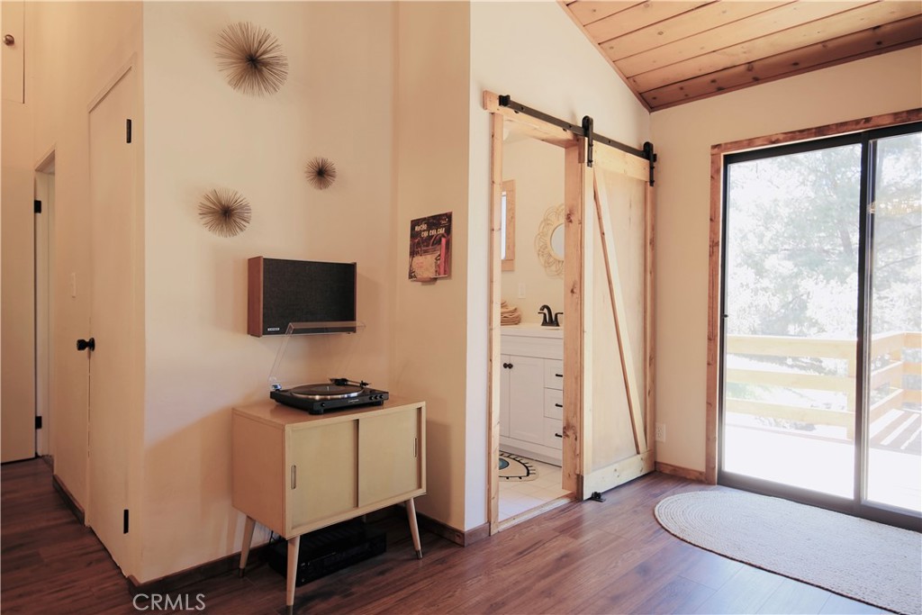 MLS #SR25217948 image #9