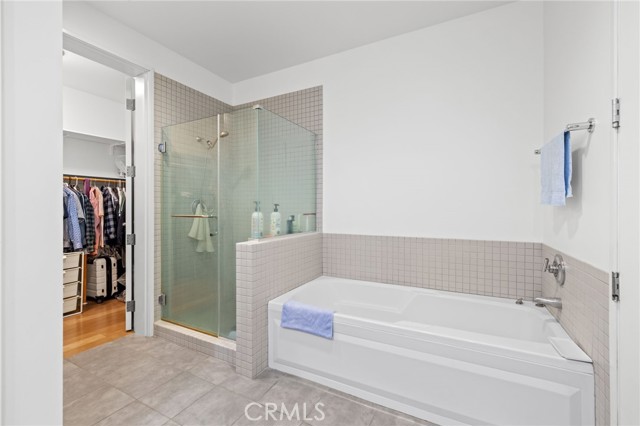 Detail Gallery Image 12 of 23 For 801 S Grand #1611,  Los Angeles,  CA 90017 - 2 Beds | 2 Baths