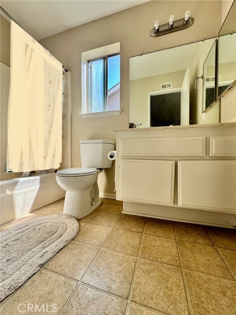 2705 E Melissa Street, West Covina CA: https://media.crmls.org/medias/7bdf8bd9-6ccd-4038-873d-1d926e8691c3.jpg