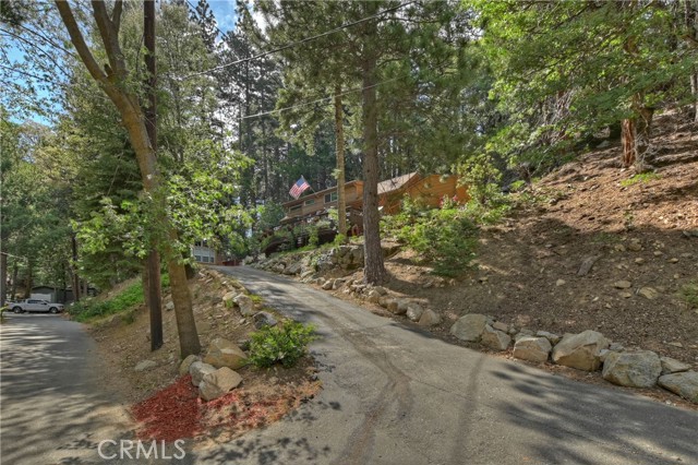 Detail Gallery Image 34 of 36 For 27500 State Highway 189, Lake Arrowhead,  CA 92352 - 2 Beds | 1 Baths