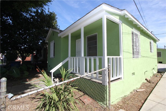 Detail Gallery Image 2 of 35 For 1052 S Herbert, East Los Angeles,  CA 90023 - – Beds | – Baths