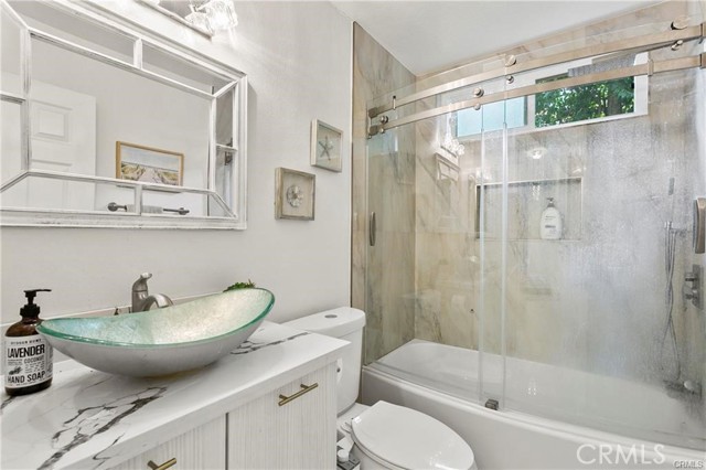 Detail Gallery Image 16 of 22 For 196 S Donna Ct, Anaheim,  CA 92807 - 3 Beds | 2 Baths