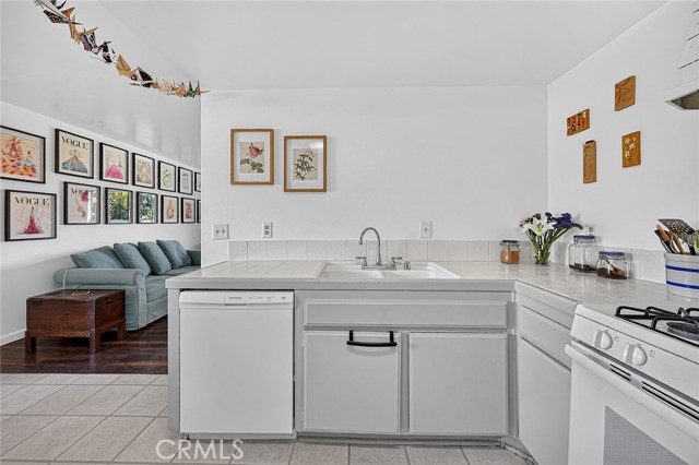 853 West 13th, 1 photo 16