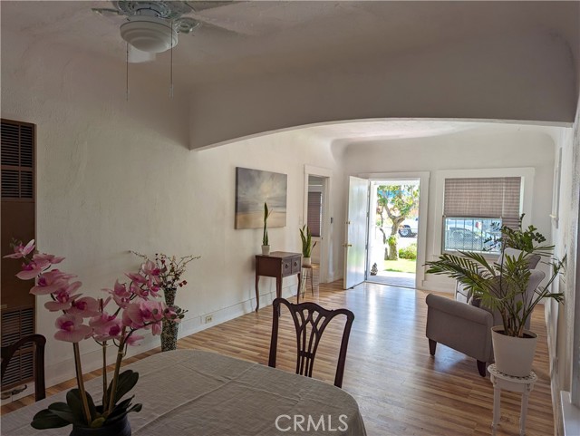 Detail Gallery Image 5 of 36 For 2263 Terrace Heights Ave, Los Angeles,  CA 90023 - 3 Beds | 1 Baths