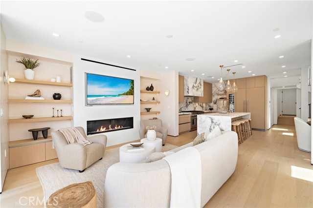 Detail Gallery Image 25 of 70 For 612 Begonia, Corona Del Mar,  CA 92625 - 3 Beds | 3/1 Baths