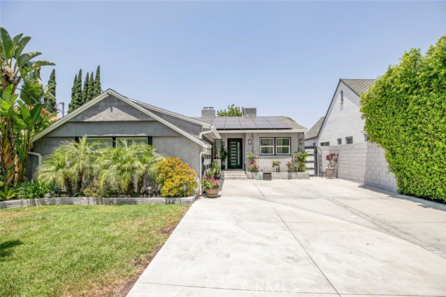 15409 Wyandotte Street, Van Nuys CA: https://media.crmls.org/medias/7be17a13-e62c-4ae2-a59f-1131dd7580e0.jpg