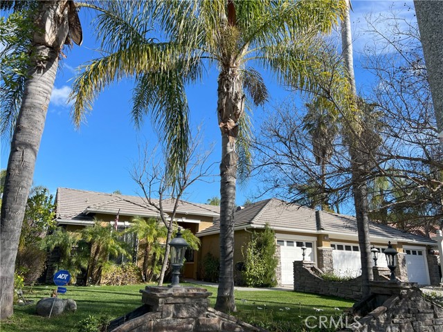 Photo of 5050 Serrania Avenue, Woodland Hills, CA 91364