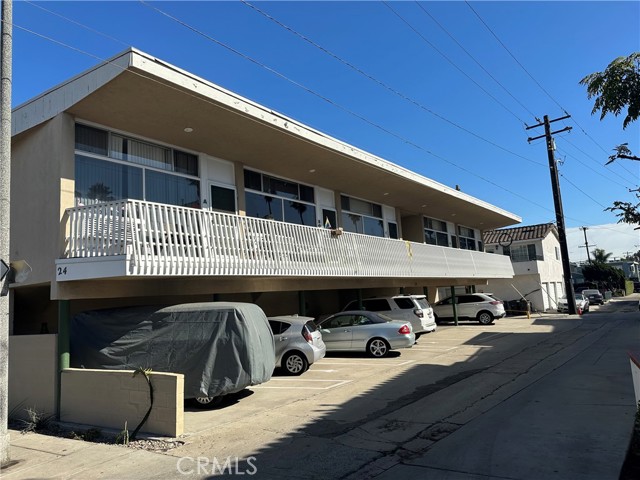 24 Roswell Avenue, Long Beach CA: https://media.crmls.org/medias/7be3c3cc-3a38-49ce-9b44-05aab0dd3e58.jpg