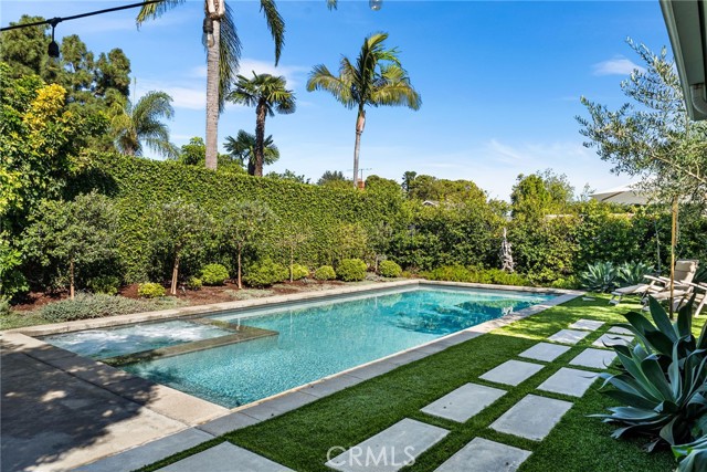 Detail Gallery Image 26 of 29 For 17601 Sherbrook Dr, Tustin,  CA 92780 - 3 Beds | 2/1 Baths