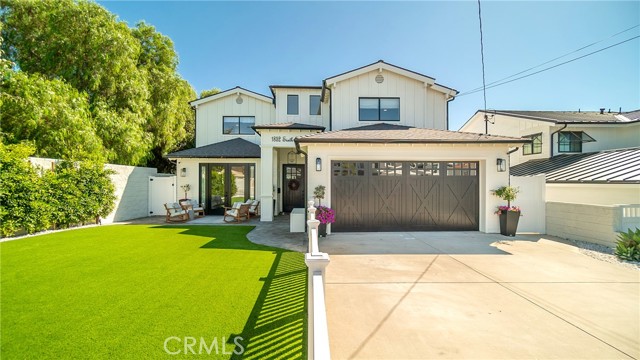 1852 6th Street, Manhattan Beach, California 90266, 5 Bedrooms Bedrooms, ,3 BathroomsBathrooms,Residential,Sold,6th,SB22205634