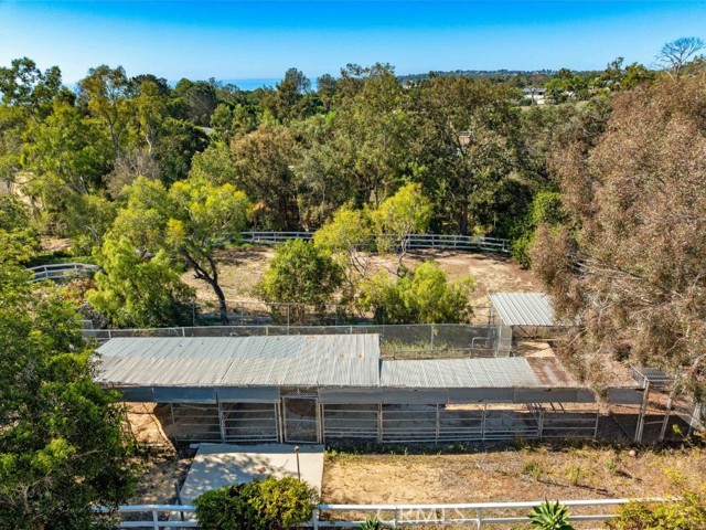 Detail Gallery Image 8 of 19 For 27473 Pacific Coast, Malibu,  CA 90265 - 7 Beds | 6/2 Baths