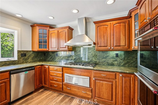 Detail Gallery Image 13 of 51 For 1742 Bonaire, Newport Beach,  CA 92660 - 4 Beds | 3 Baths