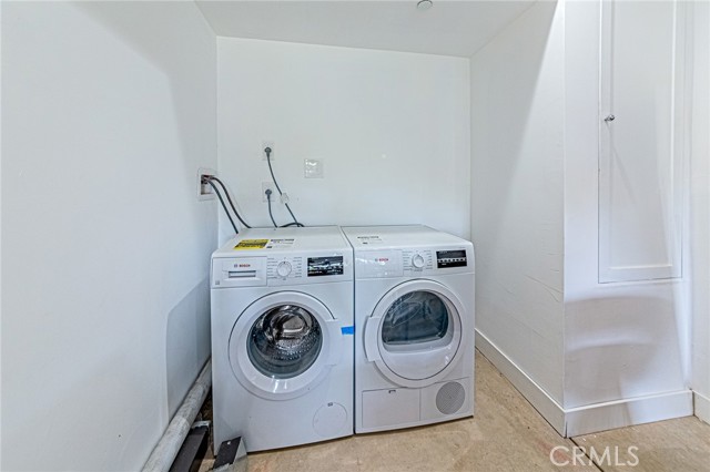 3803 BERRYMAN, Los Angeles, California 90066, 3 Bedrooms Bedrooms, ,2 BathroomsBathrooms,Residential,For Sale,3803 BERRYMAN,CRCV25161633