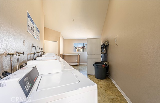 14819 Downey Avenue, Paramount CA: https://media.crmls.org/medias/7be67ea9-1694-47eb-9d3b-d34a363cbe6e.jpg