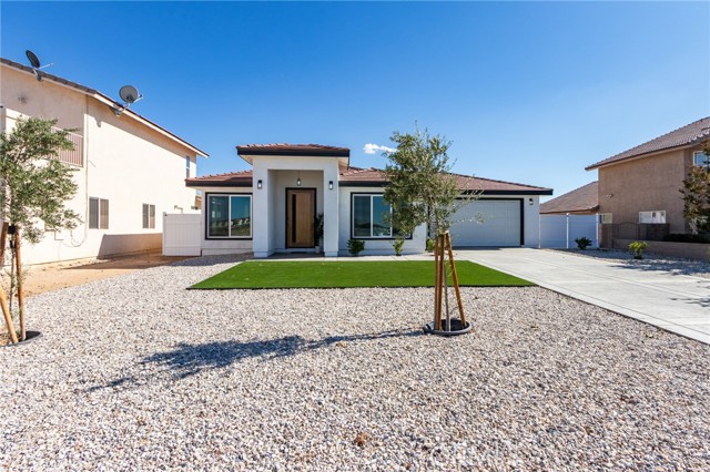 Detail Gallery Image 12 of 75 For 26987 Lakeview, Helendale,  CA 92342 - 4 Beds | 3 Baths